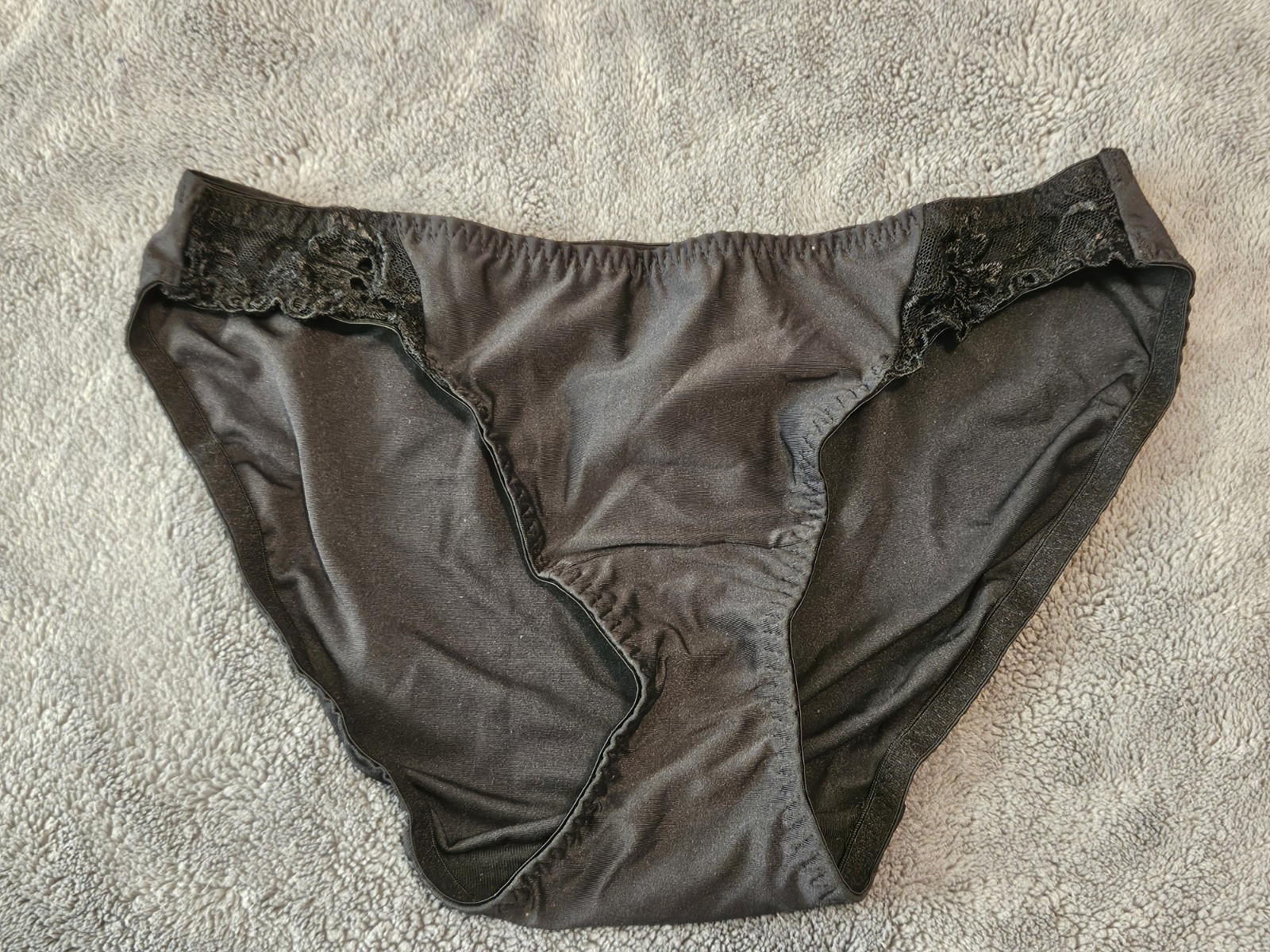 VANITY FAIR Women’s Bikini Briefs Panties Size S/CH Black NEW