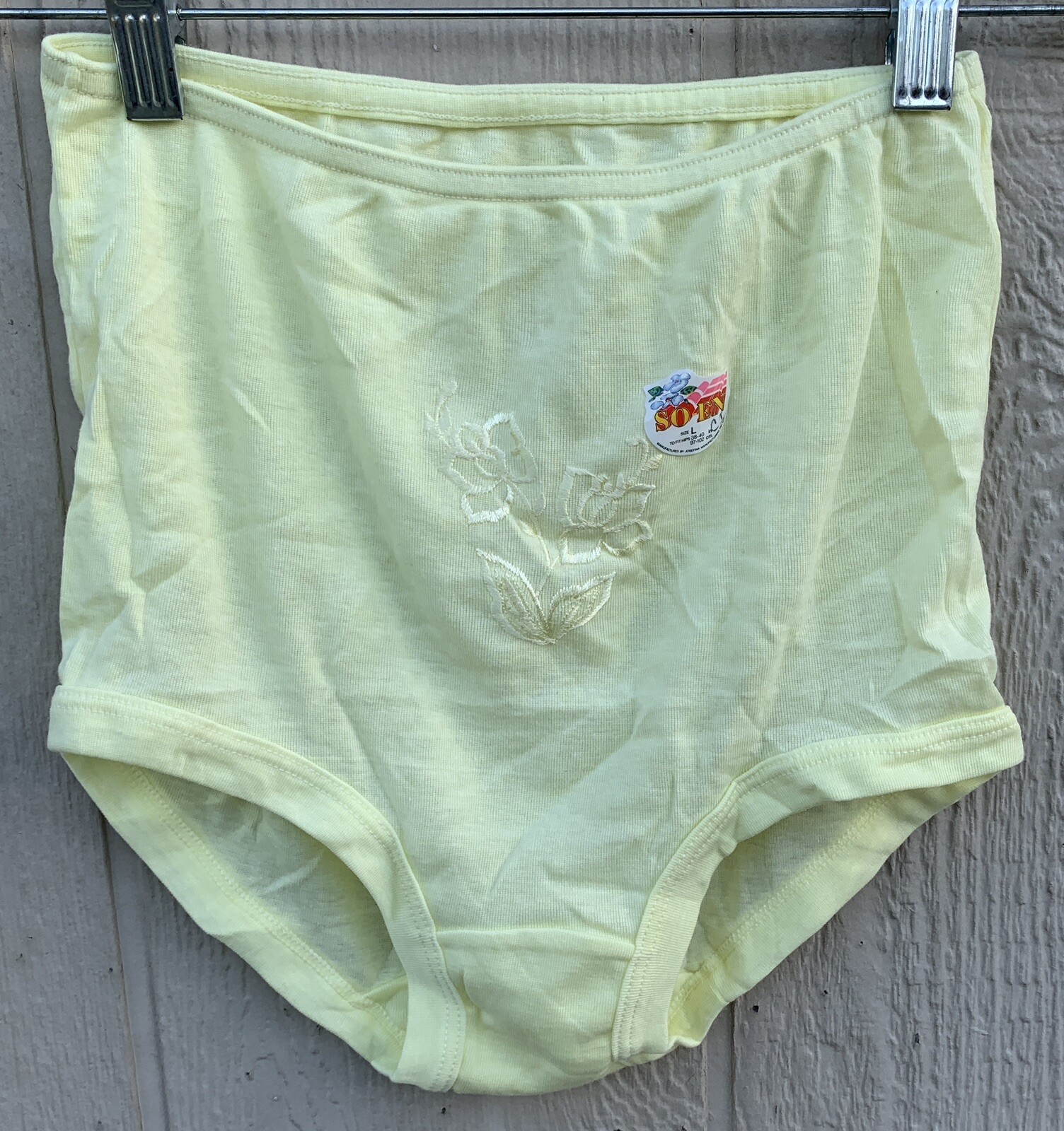 Floral Embroidered Panties Briefs pastel pale yellow So-en Size L