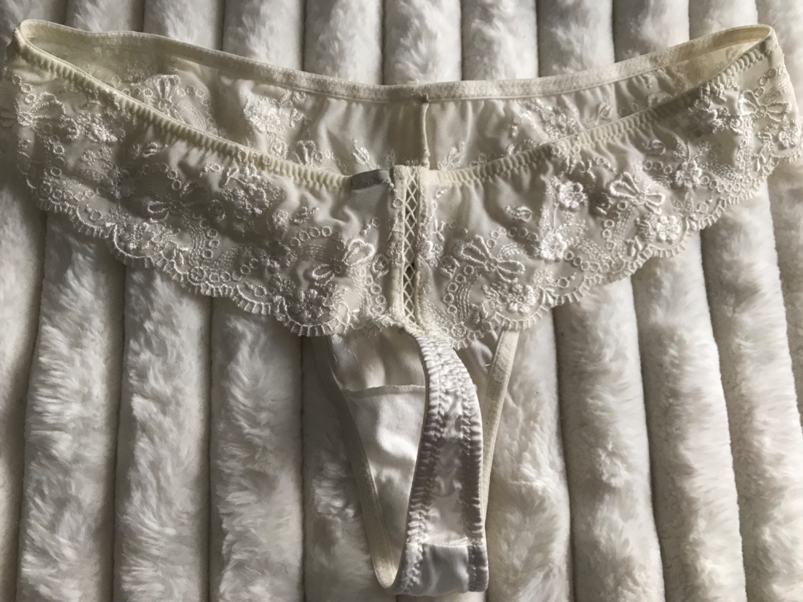 Pour moi ivory Thong lace stretch String Knickers Women’s UK 12 medium new
