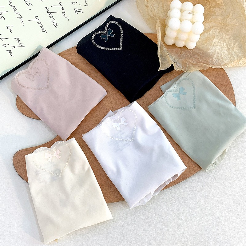 High Waisted Antibacterial Seamless Ice Silk Women’s Briefs New Soft Underwear