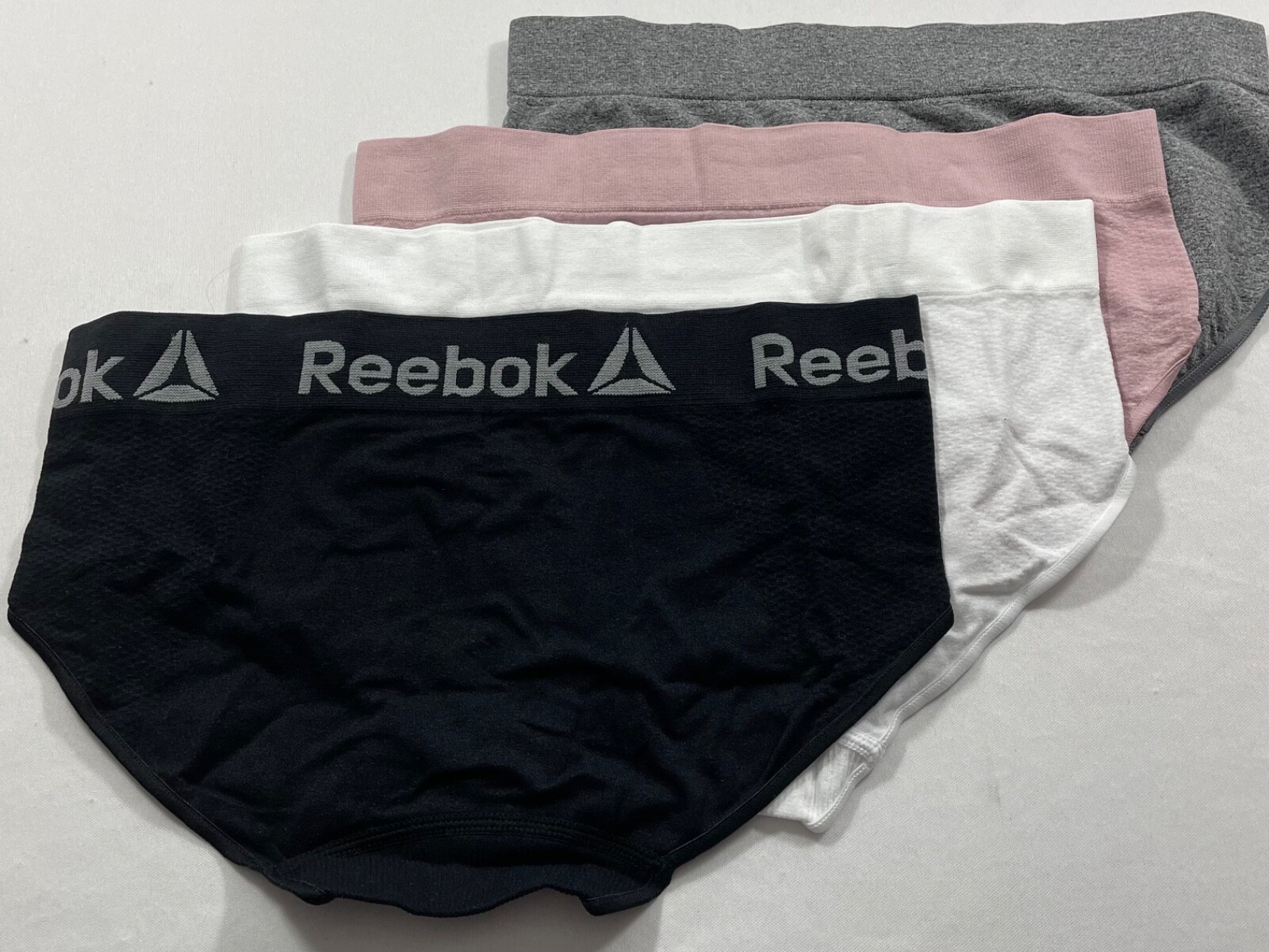 REEBOK SEAMLESS PERFORMANCE TRAINING HIPSTERS 4-PACK