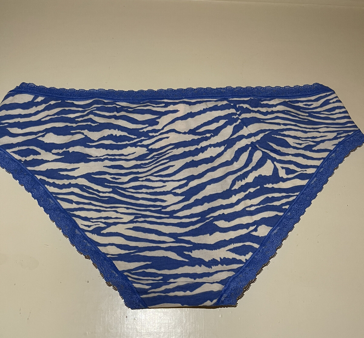 Victoria’s Secret Underwear Large Lot (3) See Photos