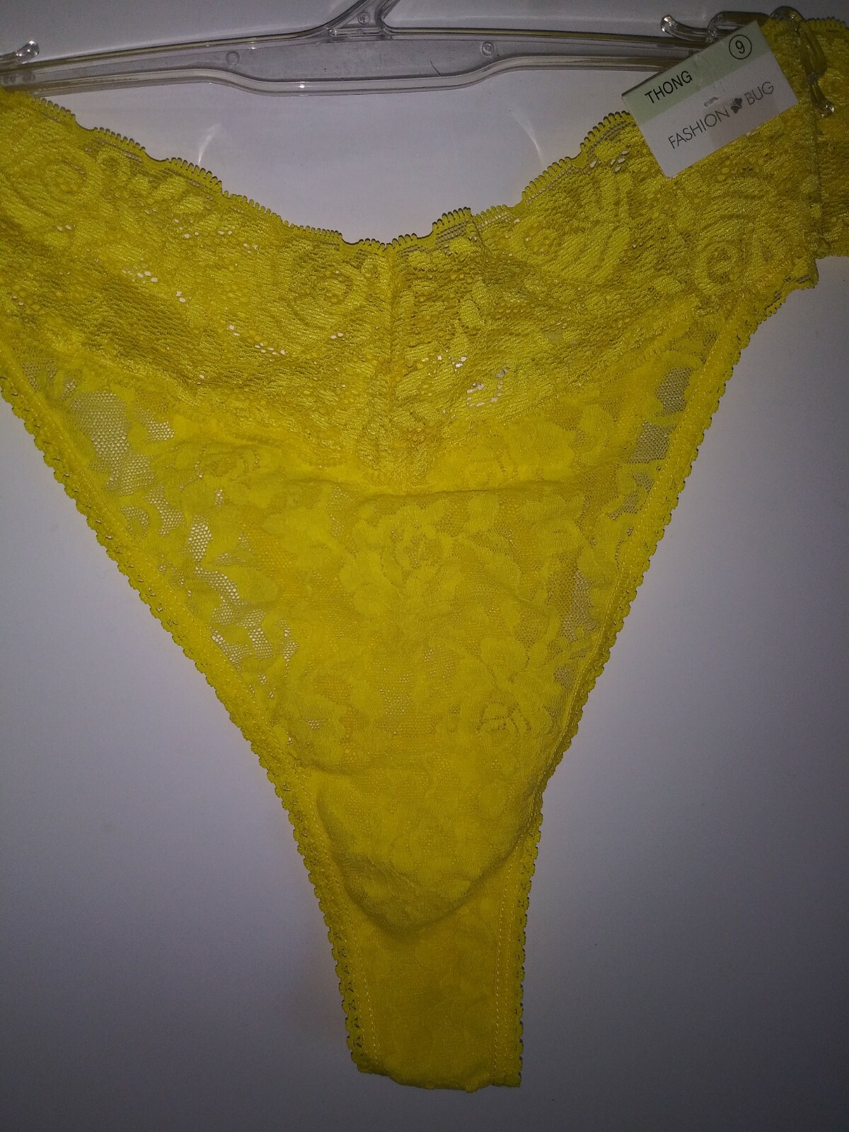 FASHION BUG SIZE 9 SHEER LACE THONG PANTY YELLOW NWT.