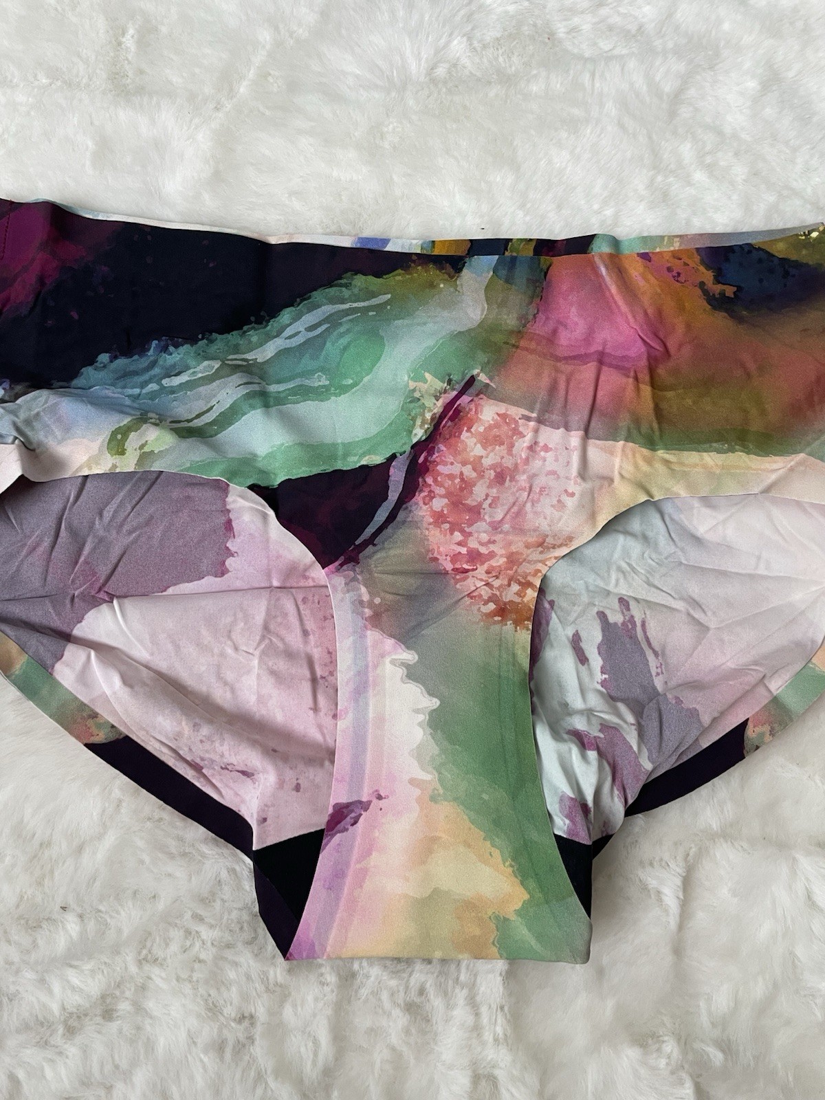 Knix Leakproof Boyshort Panties M Medium Absorbency Abstract Multicolor