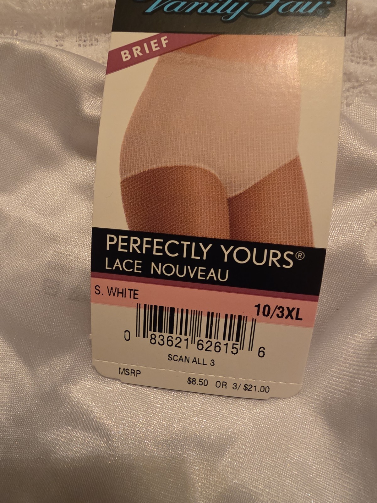 VanityFair “Perfectly Yours” Lace Nouveau Brief Panties 10/3XL Lot Of 3