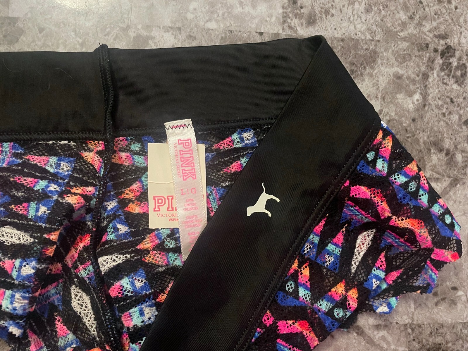 NWT VICTORIA’S SECRET PINK LARGE AZTEC LACE SMOOTH BAND RARE CHEEKSTER PANTIES