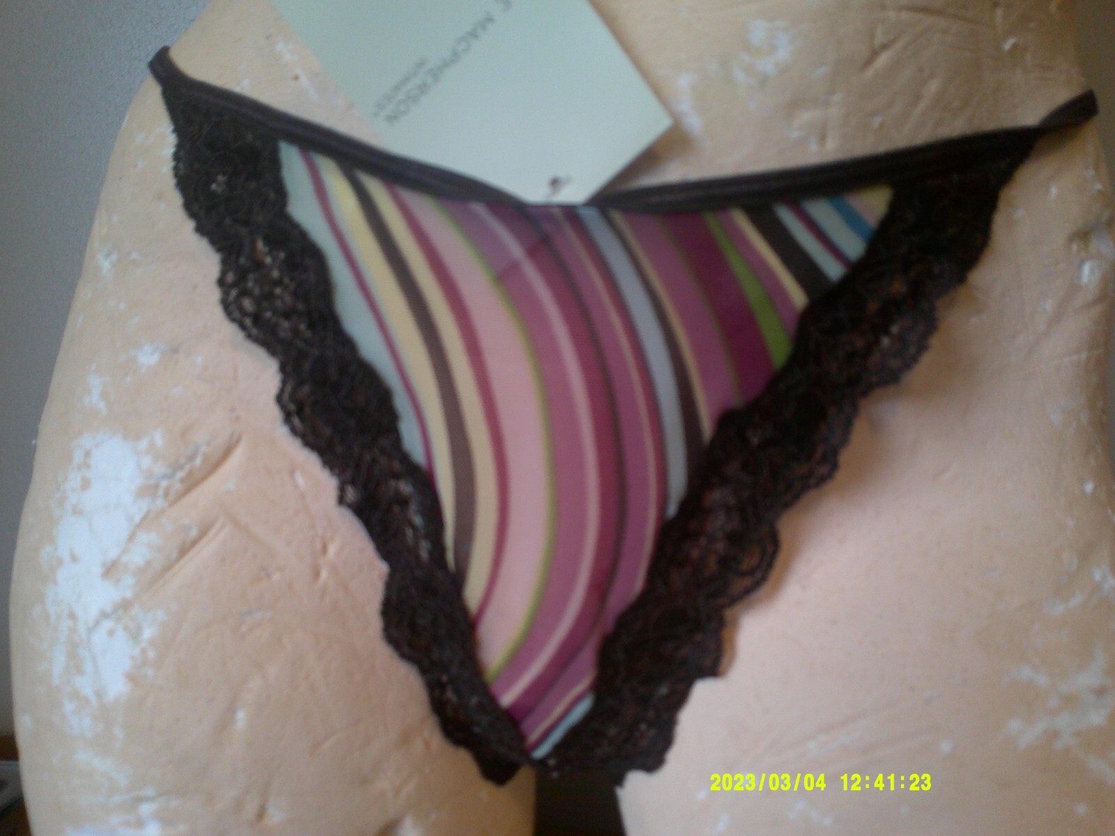 Large – New Elle Macpherson Intimates ‘Karma’ String Back Thong Size Large