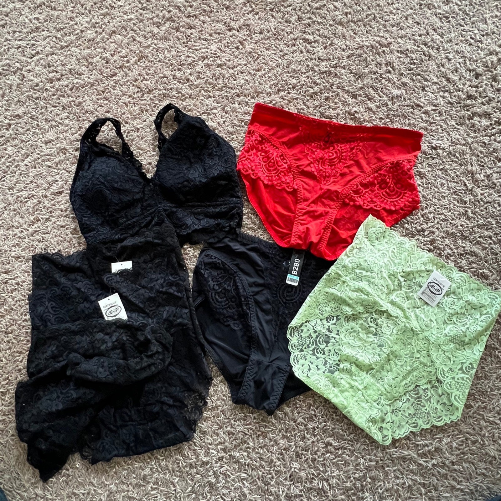 Mixed Lingerie Bundle Smart & Sexy B2Body Lace Bralette High Waist Briefs XL 2XL