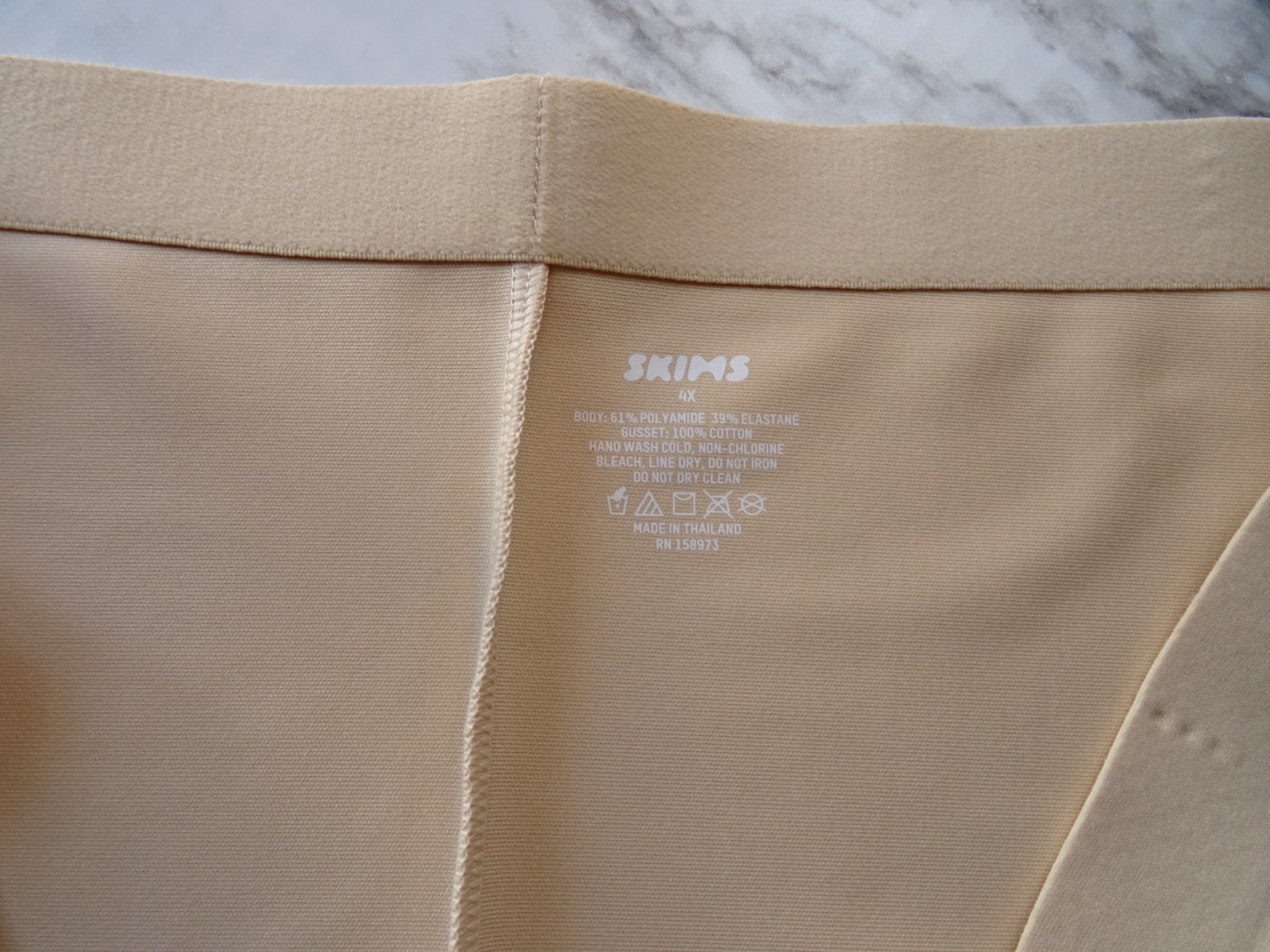 Skims Mid-Waisted Mid-Thigh Shaping Thong 1-Pack Plus US Size 4X