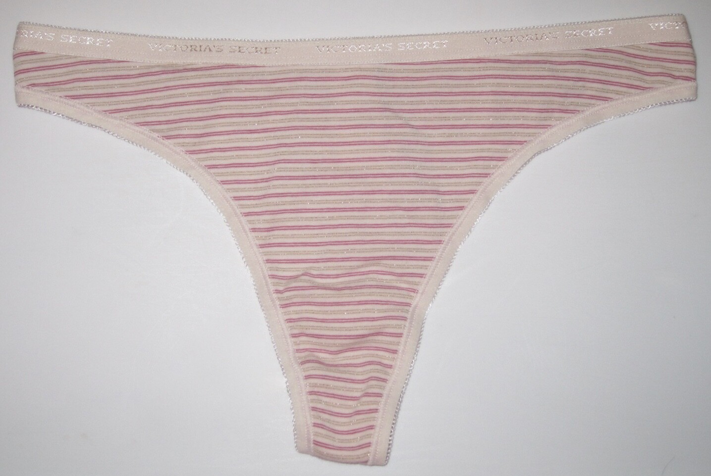 NWT VICTORIA’S SECRET MEDIUM PINK GOLD STRIPE PICOT LOGO BAND RARE THONG PANTIES