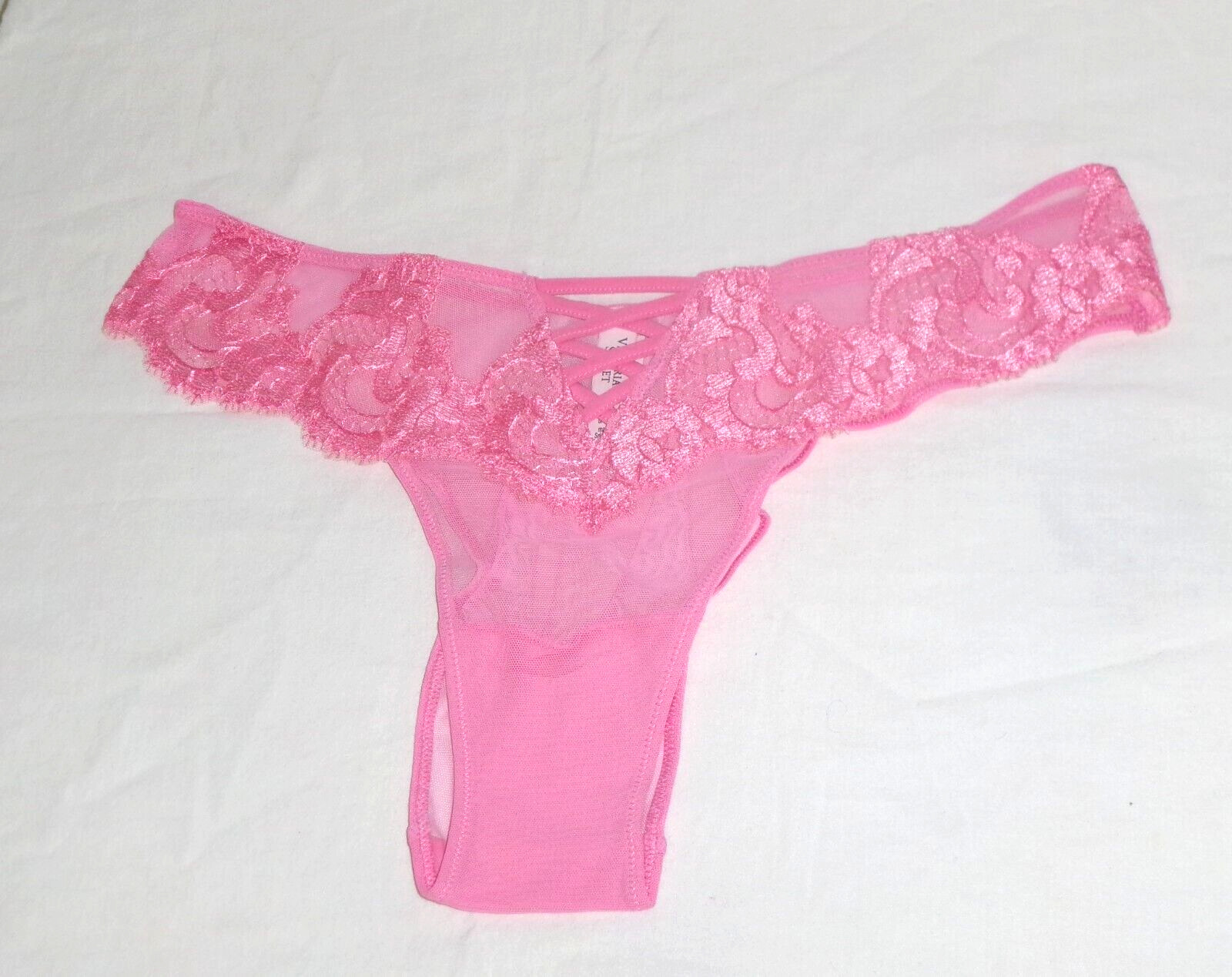 NWT VICTORIA’S SECRET DREAM ANGEL PINK BOHO FLORAL EMBROIDERY BRAZILLIAN PANTY M