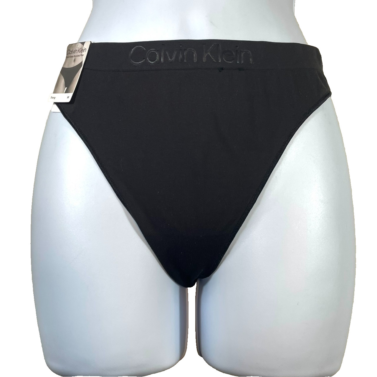 NWT Calvin Klein Women’s M Bonded Flex Thong Underwear QD3958 Black
