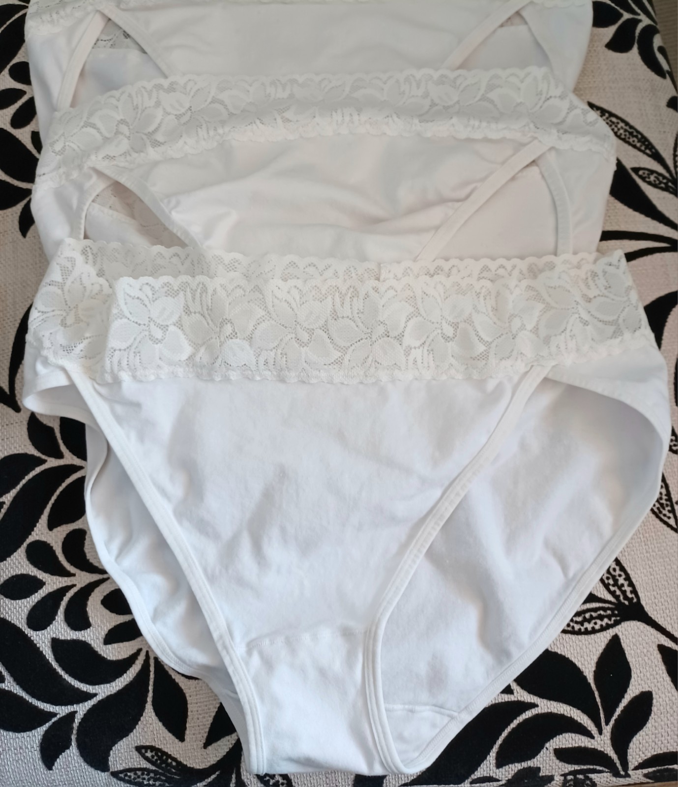 Women’s Three Brand New Size XL White Lace Waist Top Cotton Spandex Underwear