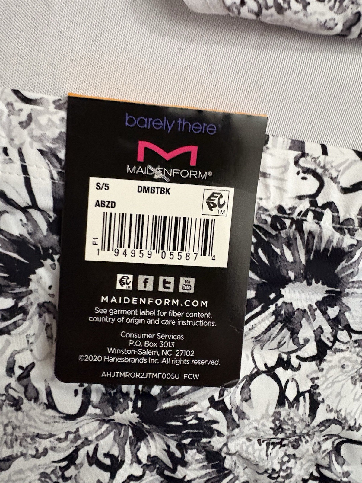NEW Maidenform Bikini Barely There Invisible Look Panties 2 Pair DMBTBK Small 5