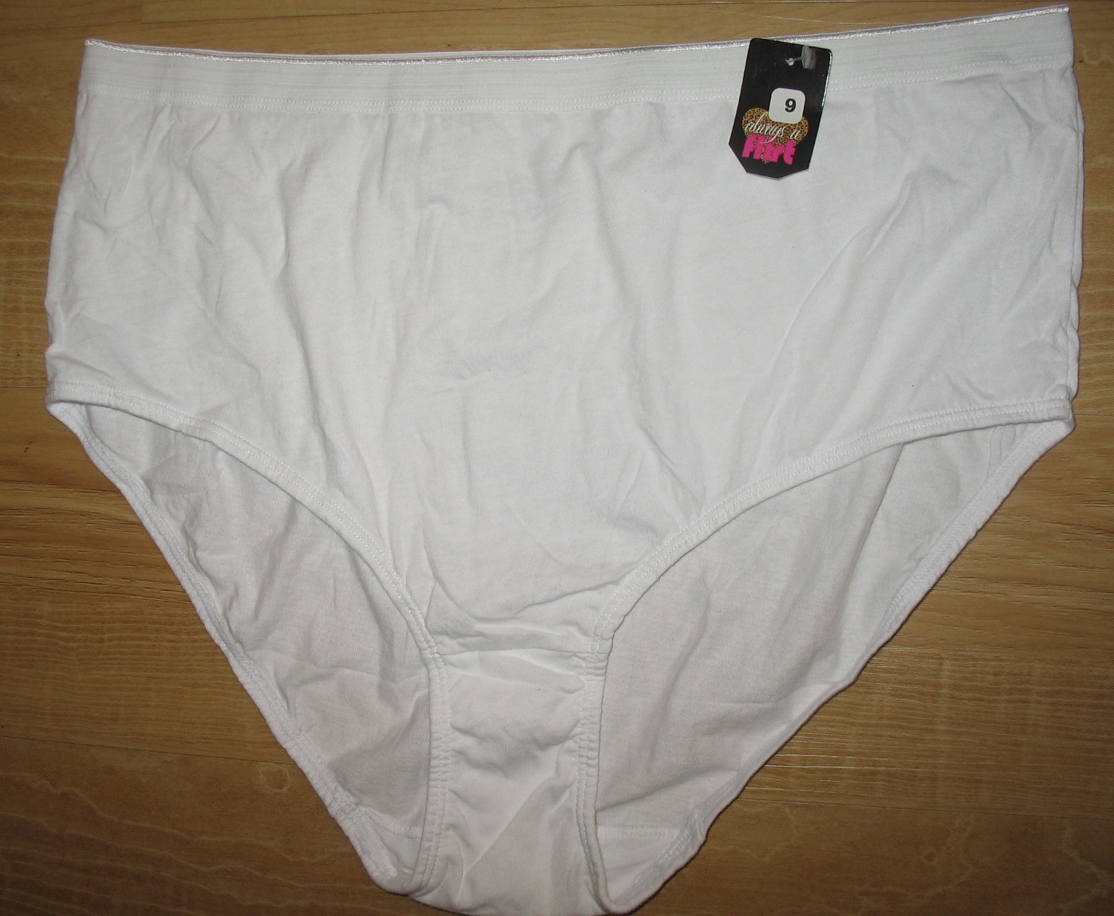 ALWAYS A FLIRT BODY – NEW SIZE: M/6 – 100% COTTON – PANTY HIPSTER – 4″ SIDES