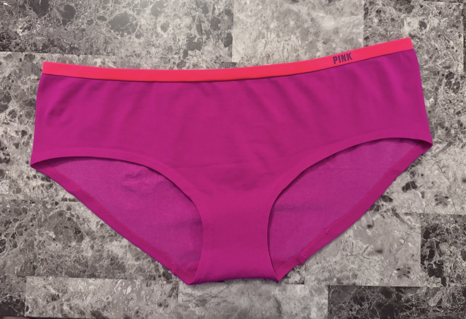 VICTORIA’S SECRET PINK L FUSCHIA NEON CORAL LOGO RARE SEAMLESS HIPSTER PANTIES
