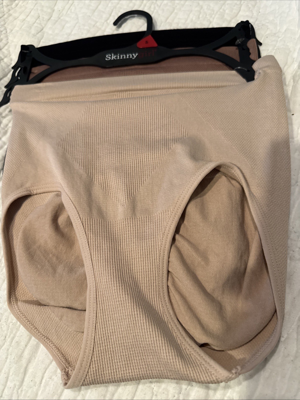 Skinny Girl Shaping Seamless Briefs Panties Size Small Seamless 3 Pair