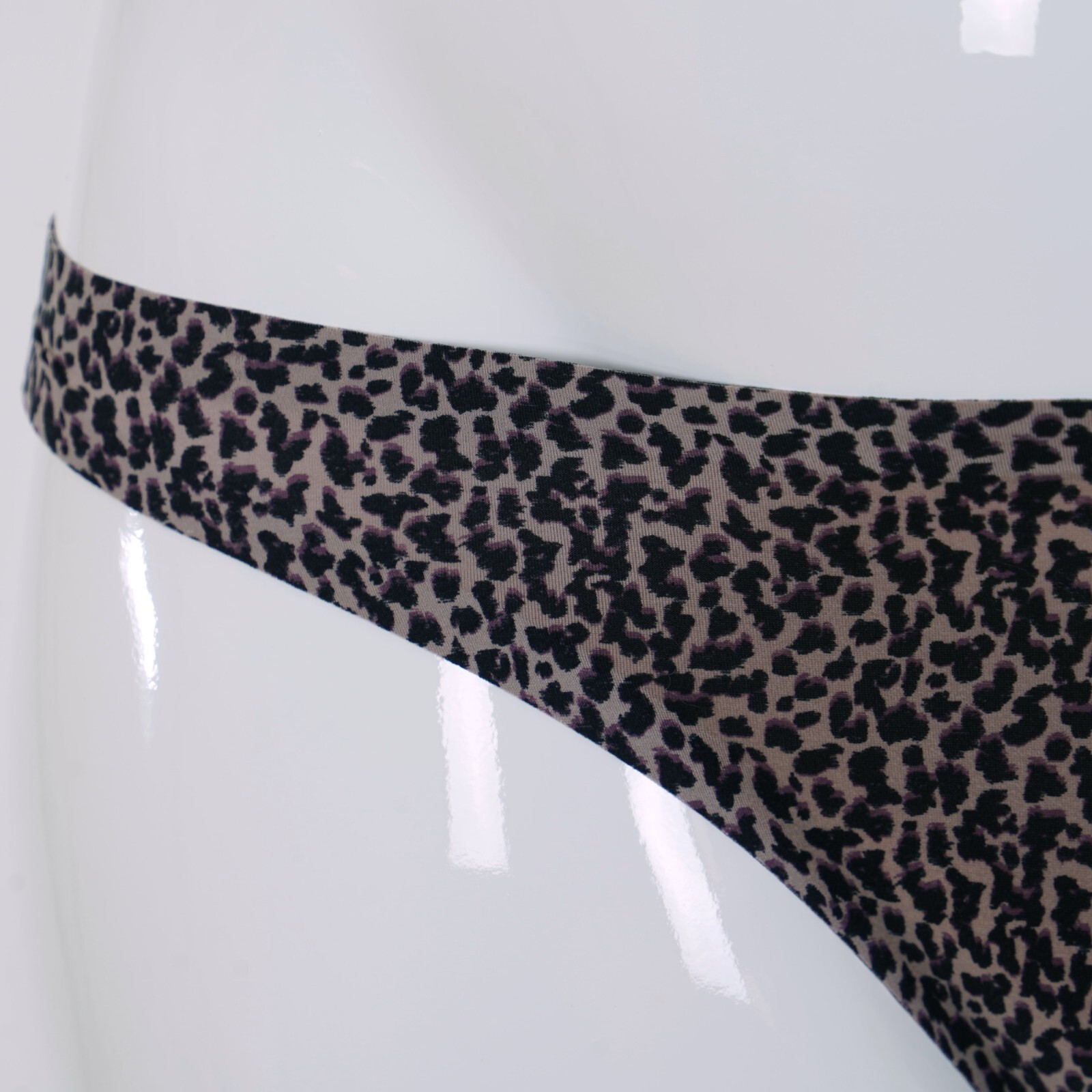 MAIDENFORM Women’s Size 2XL/9 LEOPARD Print INVISIBLE COMFORT THONG Panty #40149