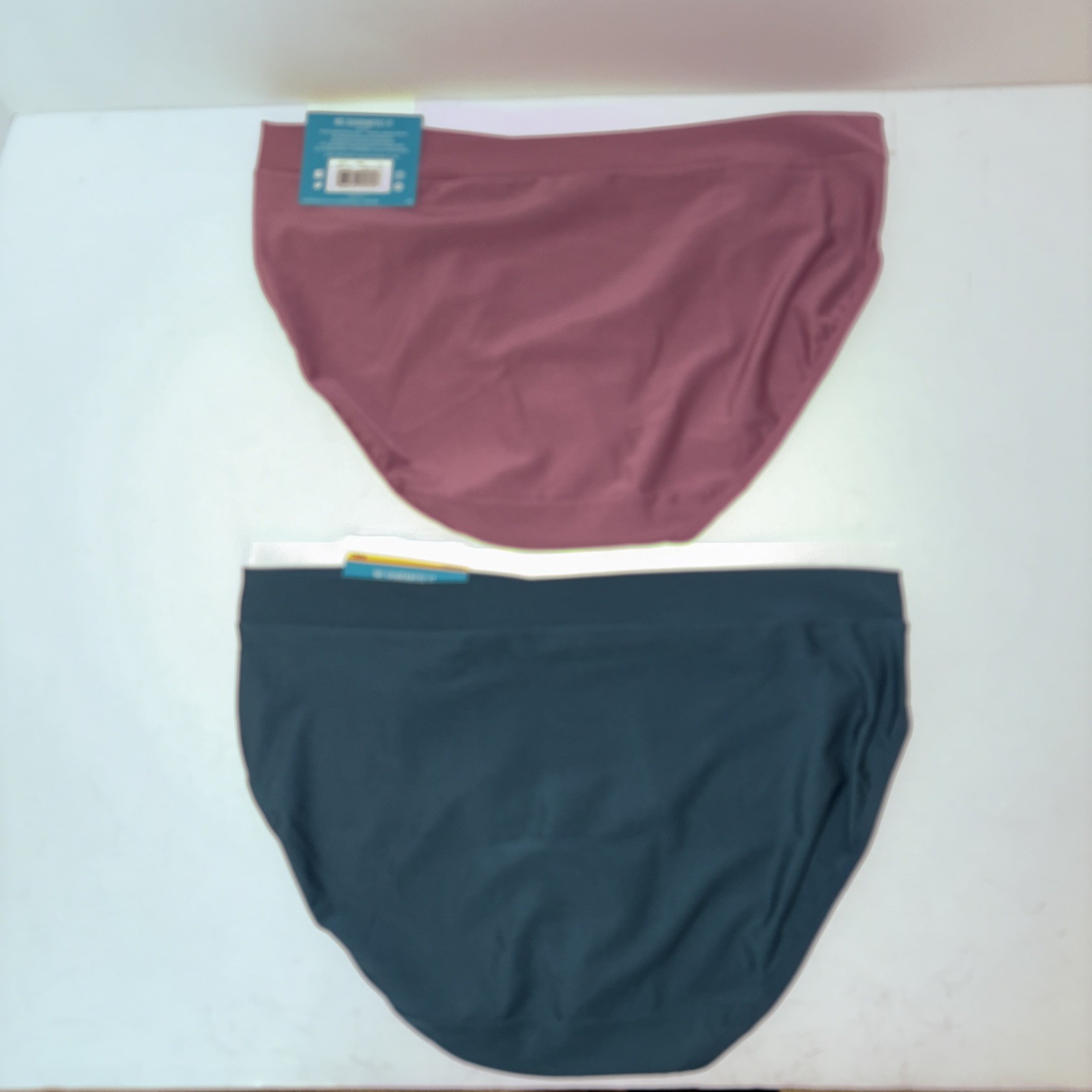 Vanity Fair Bikini Panty 7/LARGE Beyond Comfort Silky Stretch 2 Pair NEW