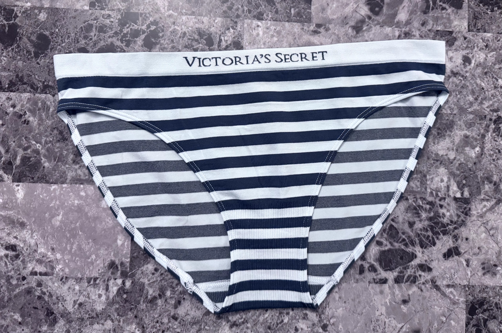 NWT VICTORIA’S SECRET BLUE STRIPE LOGO BAND STRETCH SEAMLESS BIKINI PANTIES
