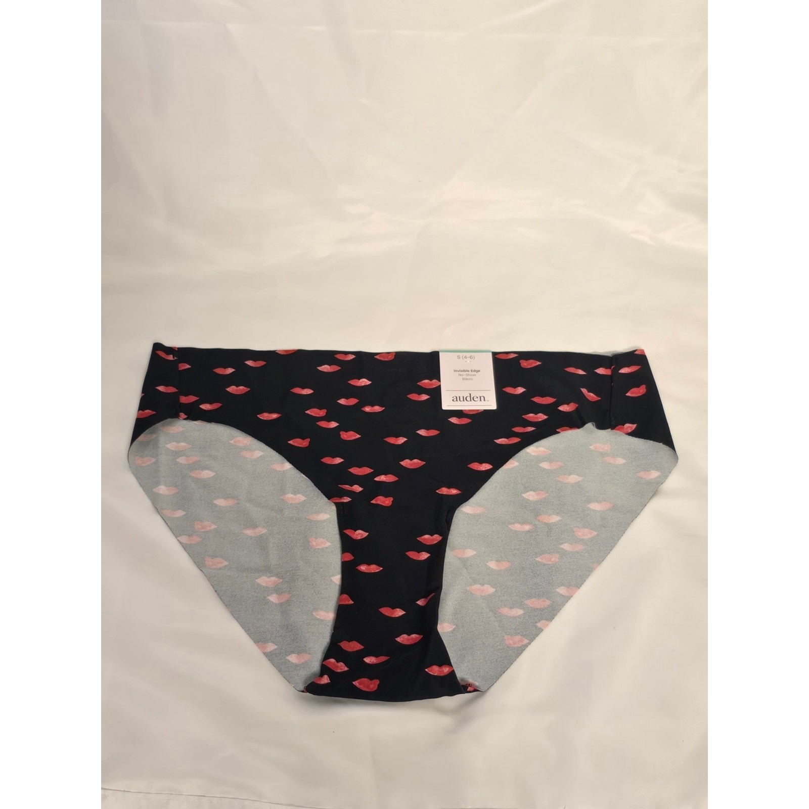 Auden Black invisible edge bikini underwear with Red Lip Print Size XL