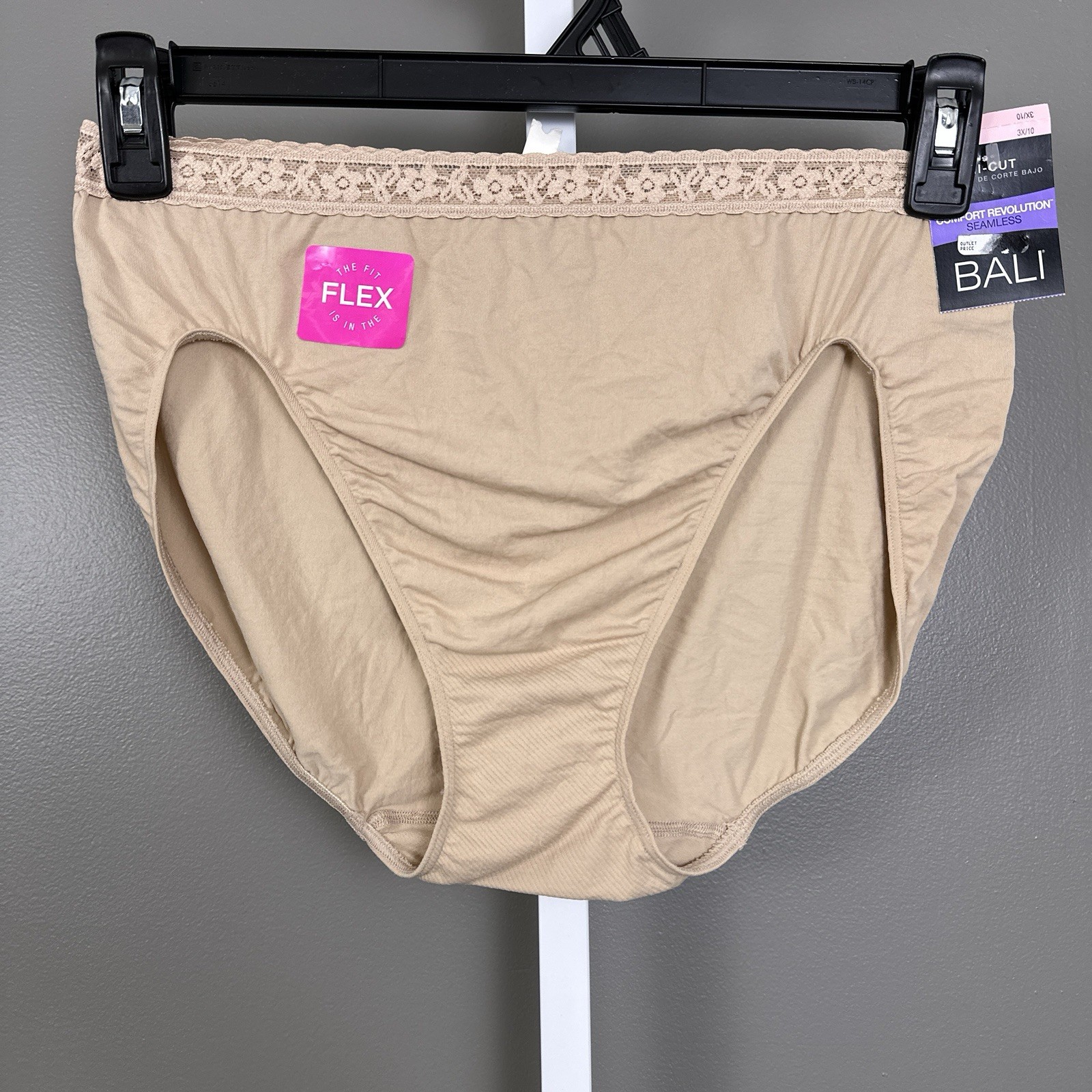 Bali 2650 Comfort Revolution Hi Cut Panty 3X 10 Seamless Beige NWT Discontinued