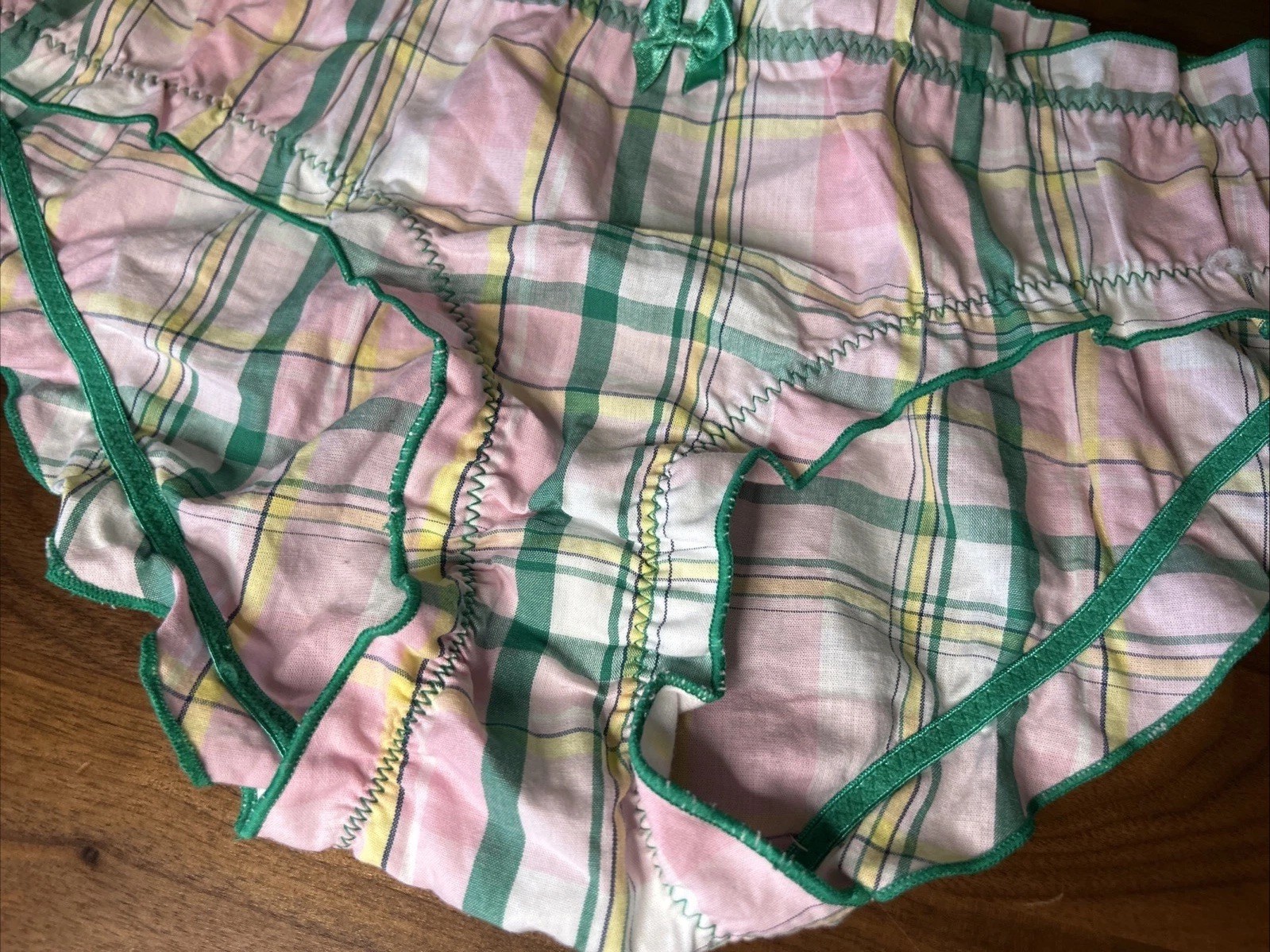 Xhilaration Bikini Panties Ruffle Kidcore Sz Med Pink Mint booty school CUTE