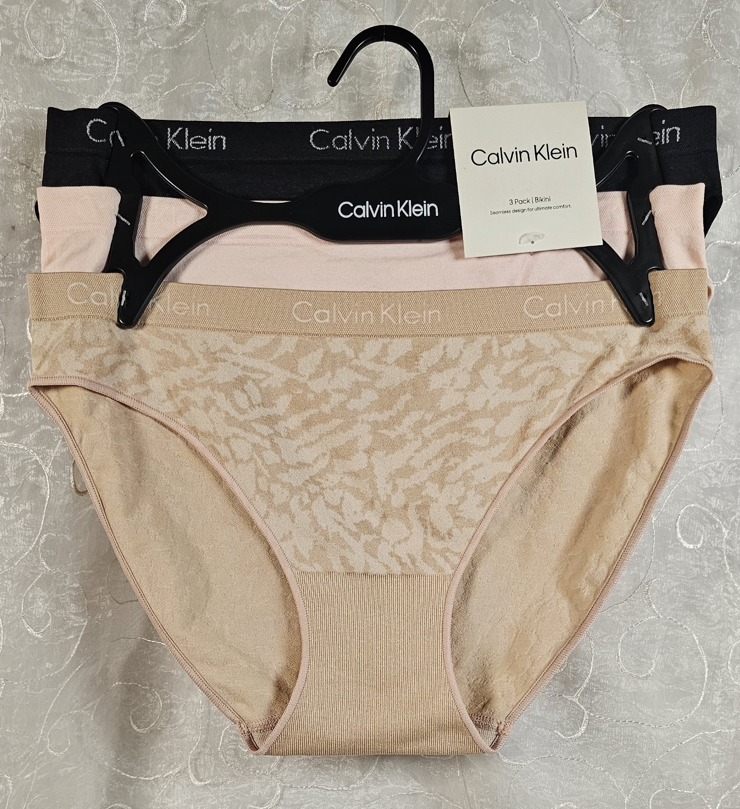 Calvin Klein 3 Bikinis M Seamless Microfiber Tan Pink Black SHIPS FREE