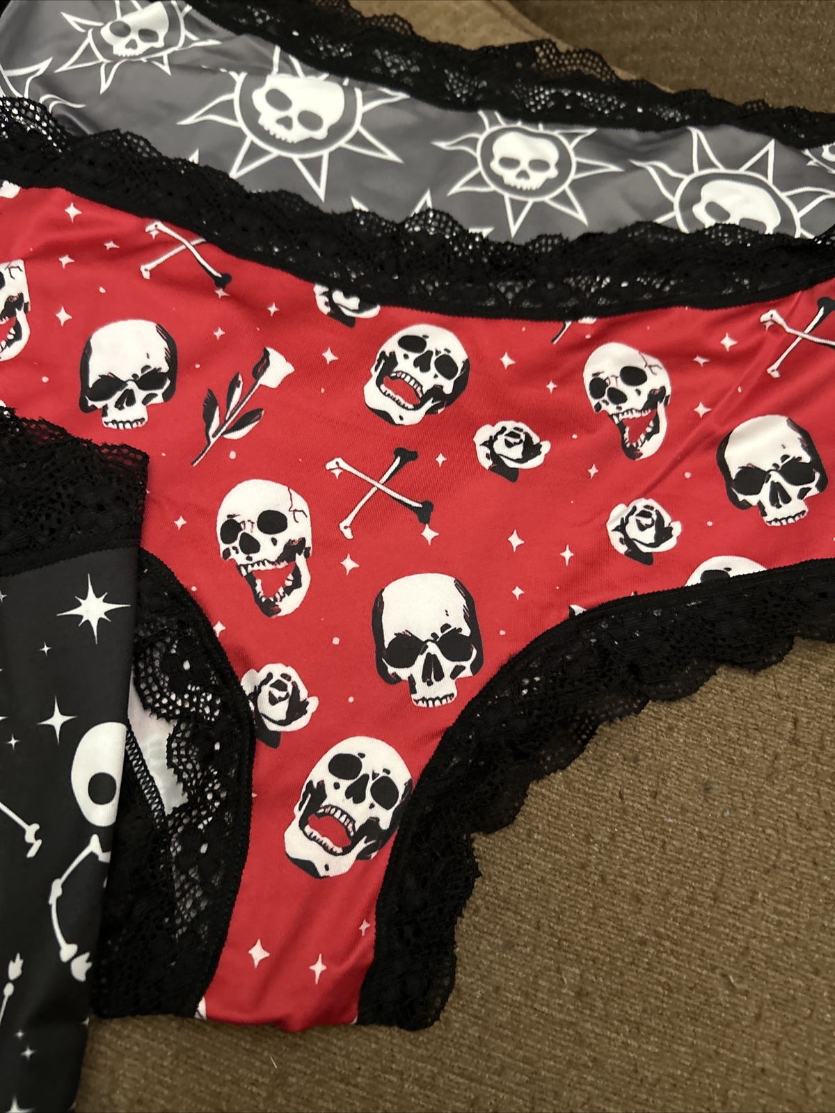 Morvia 3pk lace trim cheeky goth Emo panties L skull And Bones Lingerie