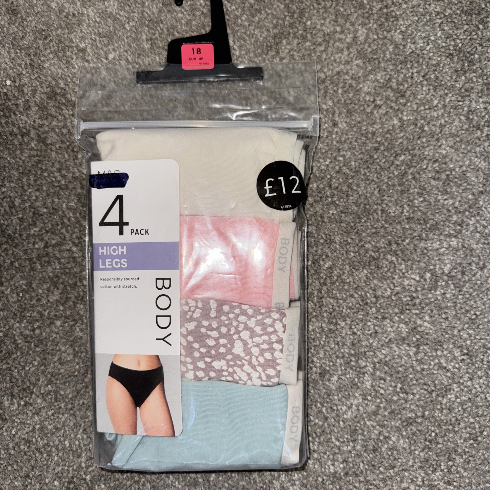 M&S High legs 4 pack of pants Size 18 New Cotton with stretch BNIP