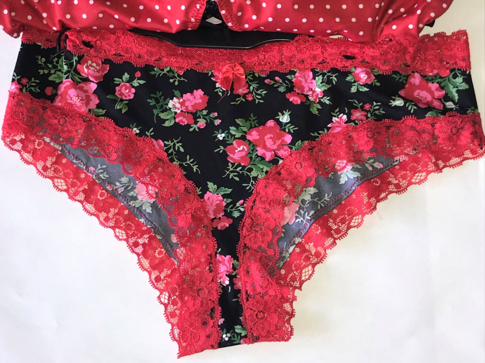 LOVEsick Hot Pants Panties Red Black Flowers Lace Dot Underwear 3 Pack JRS M NWT