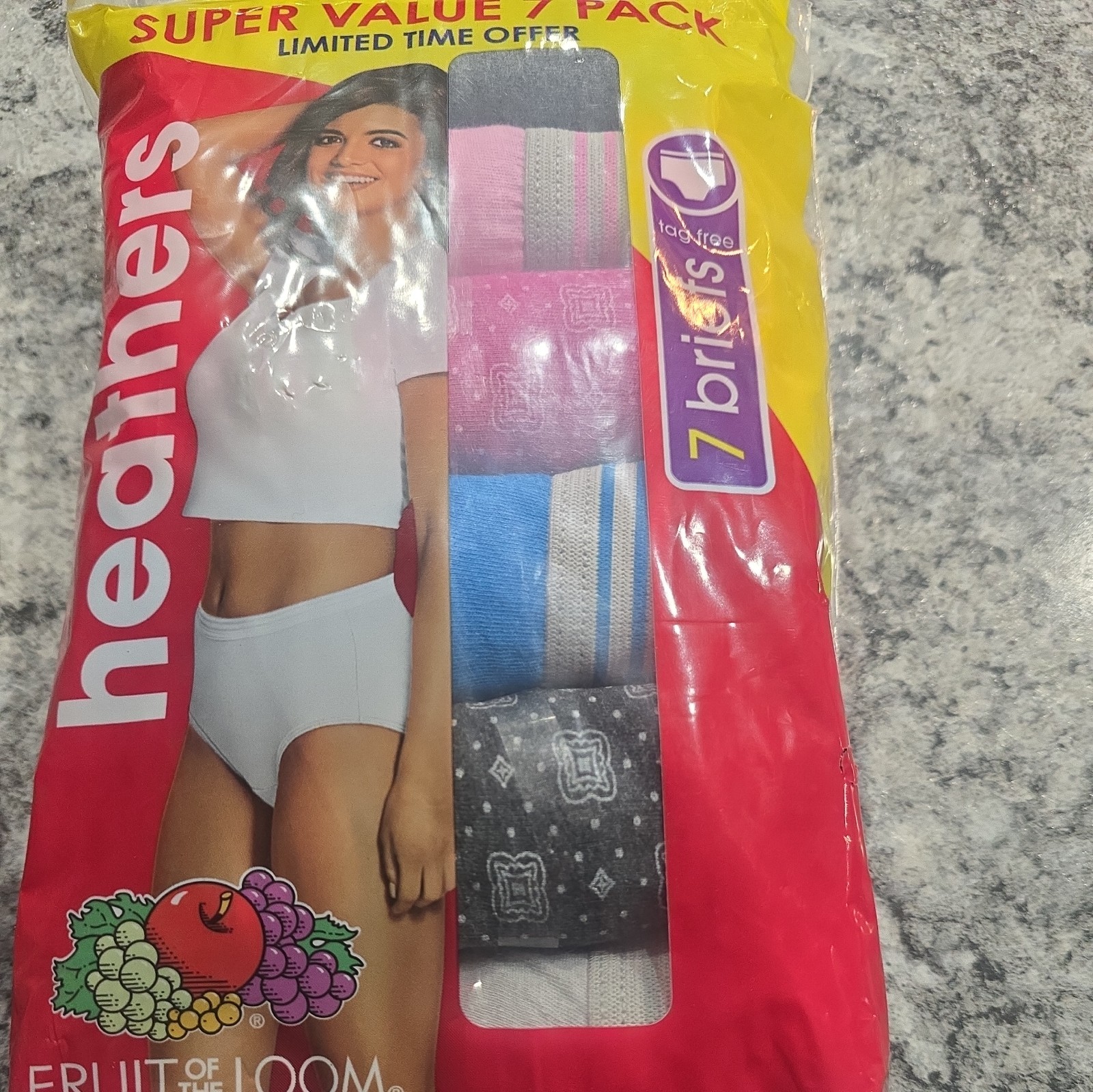 NEW Fruit of the Loom Womens Size 6 Multi Color 100% Cotton 7 Pairs Briefs