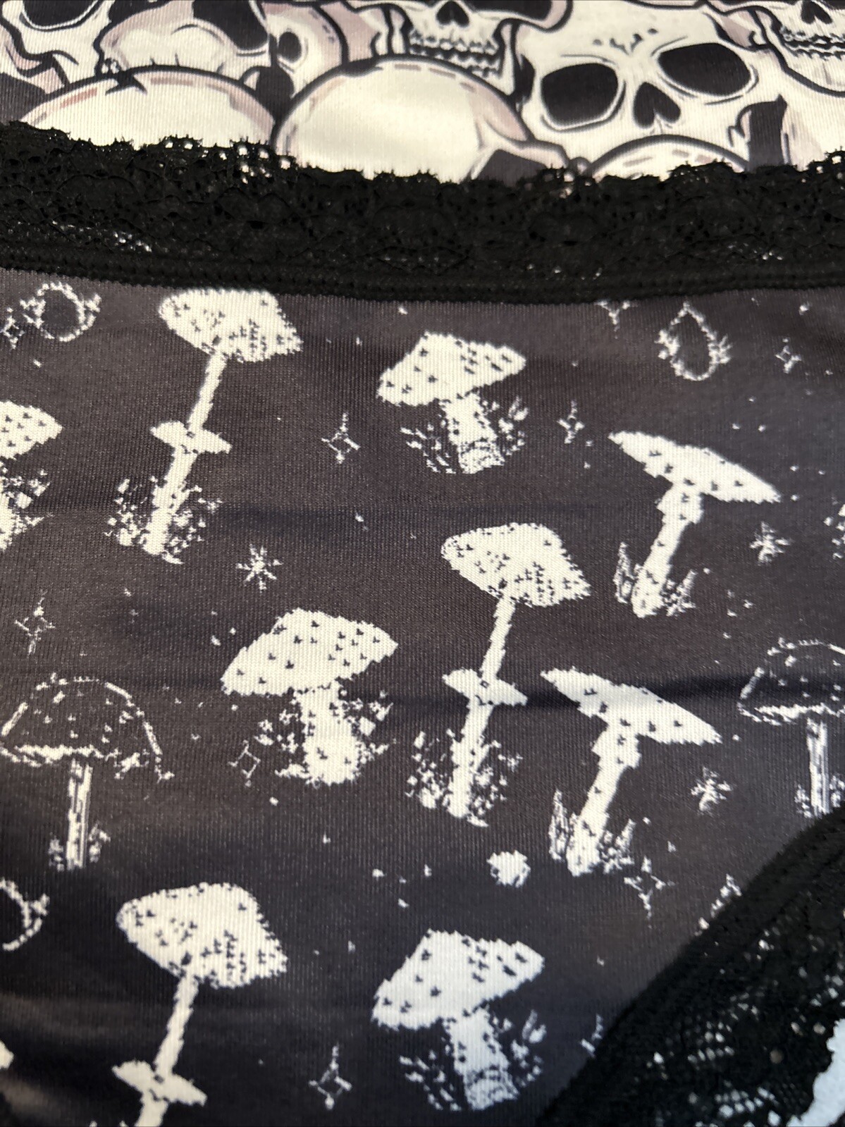 Morvia 3pk lace trim Skater goth Emo panties 4XL Plus Size Skulls & Mushrooms