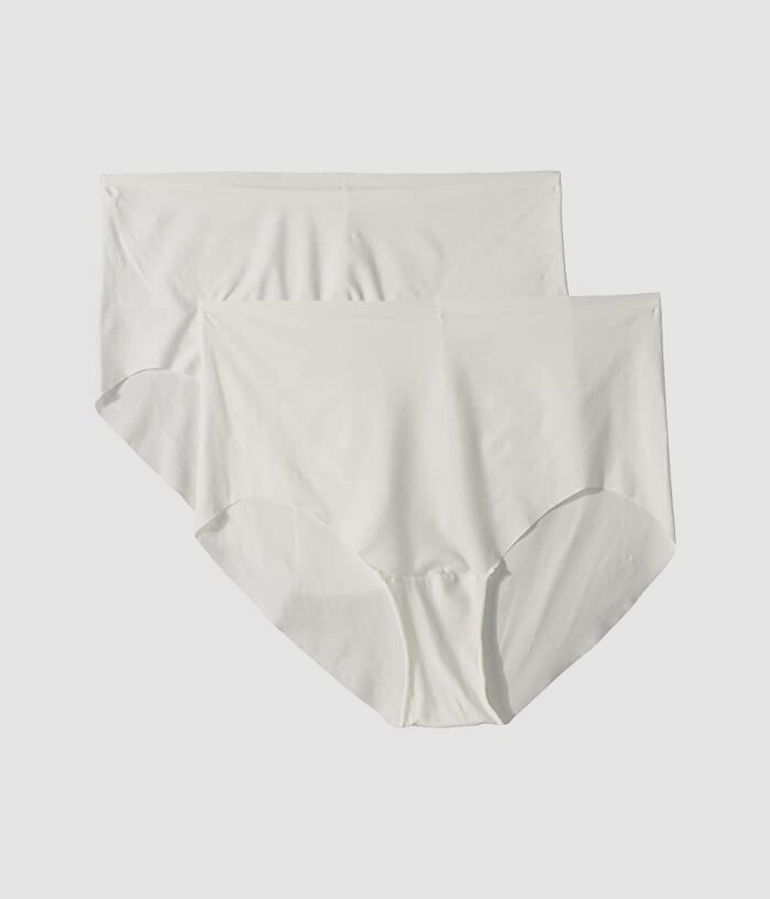 $30 Magic Bodyfashion Women’s White 2-Pack Dream Invisibles Brief Panty Size L