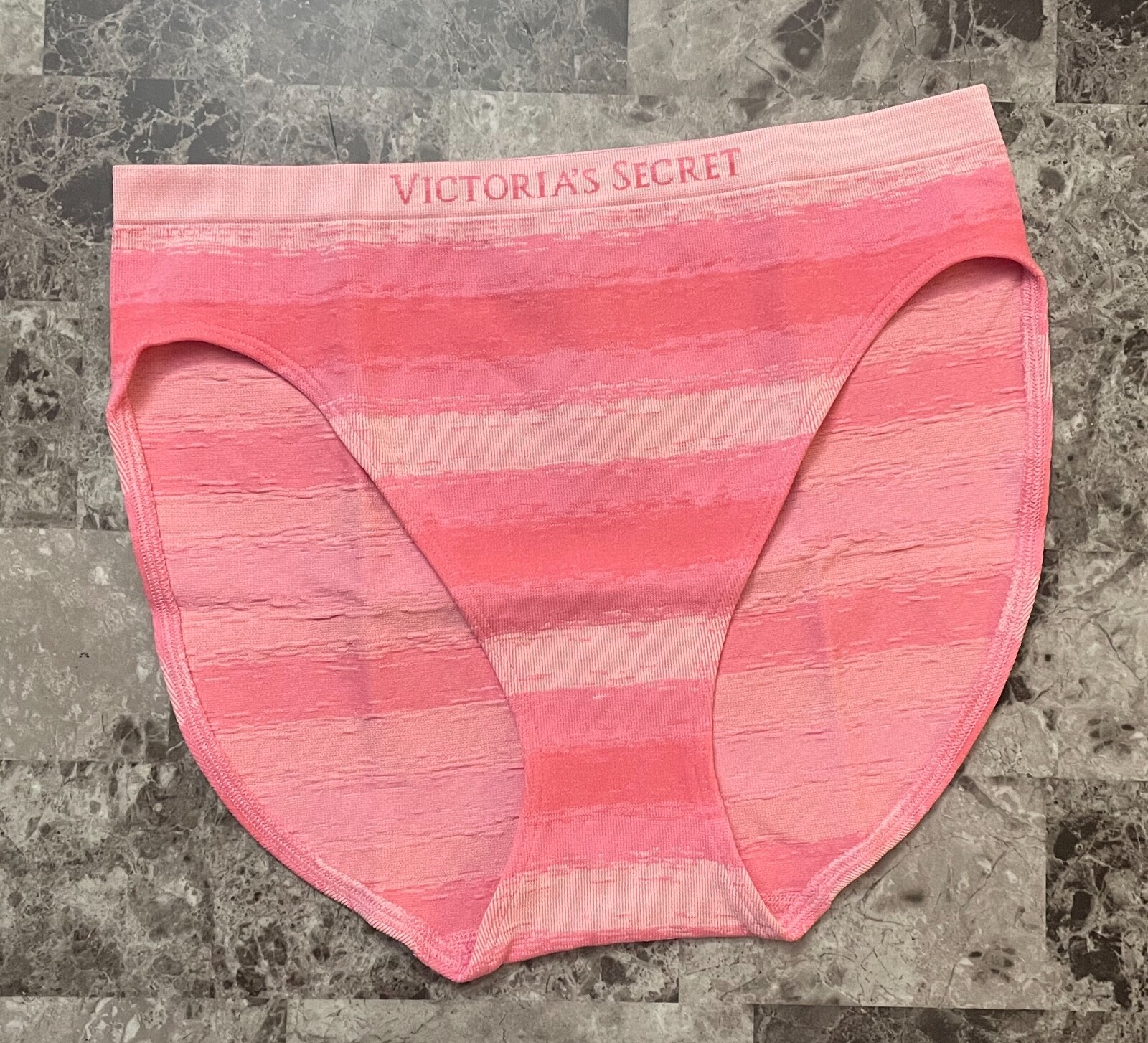 NWT VICTORIA’S SECRET PINK OMBRE STRIPE STRETCH SEAMLESS HIGH LEG BRIEF PANTIES