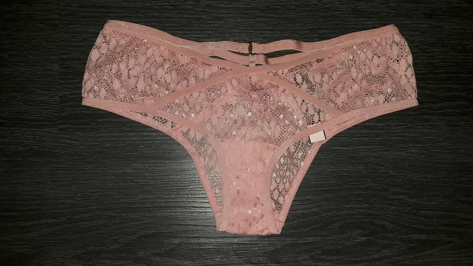 New VSVery Sexy snake lace strappy cut out cheeky Panty Size large coral ribbon