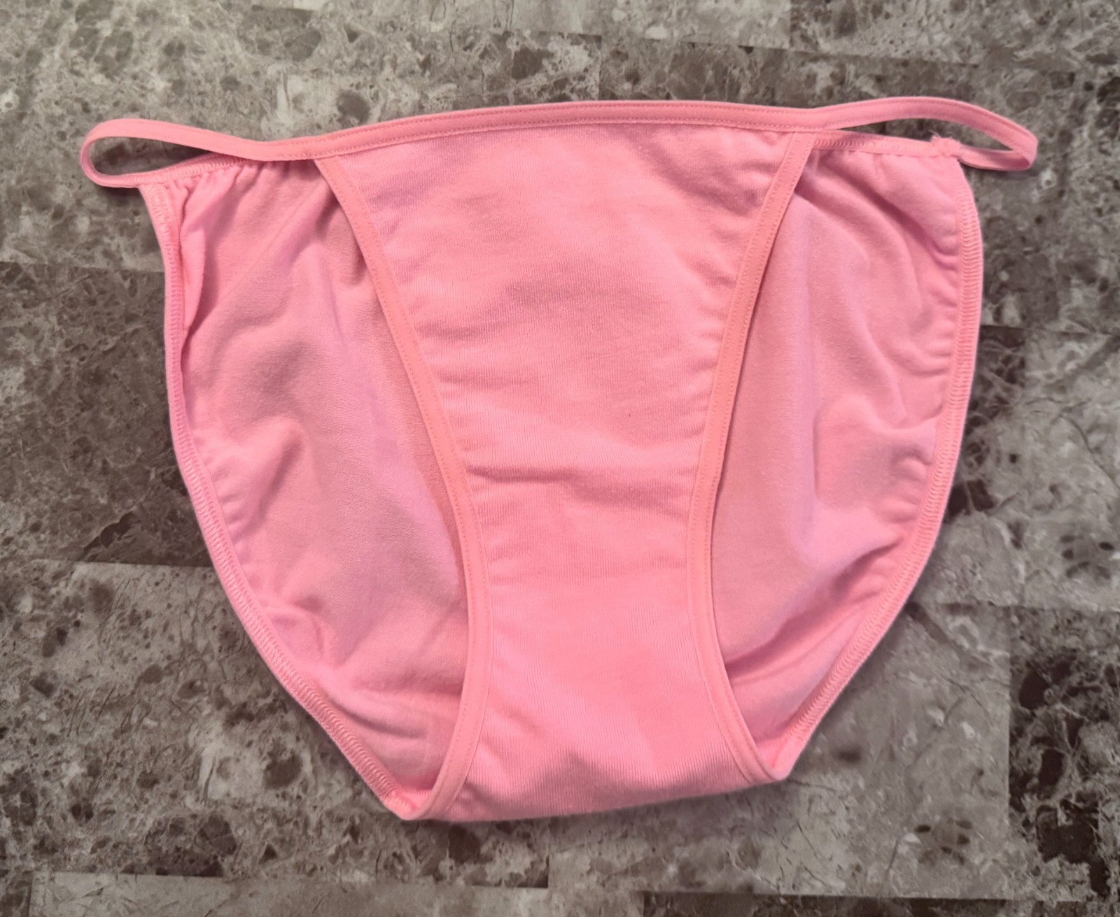 NWOT VICTORIA’S SECRET PINK XS PINK VINTAGE RARE STRING BIKINI PANTIES 2003