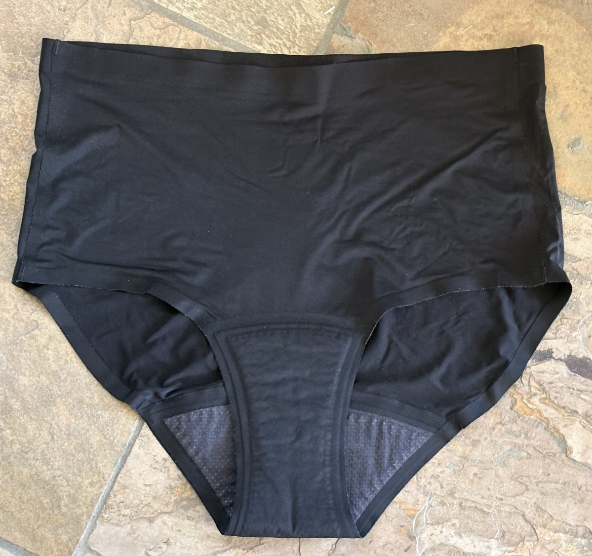No Boundaries XL (16/18) BLACK High-Rise Super Absorbency Period Brief NEW