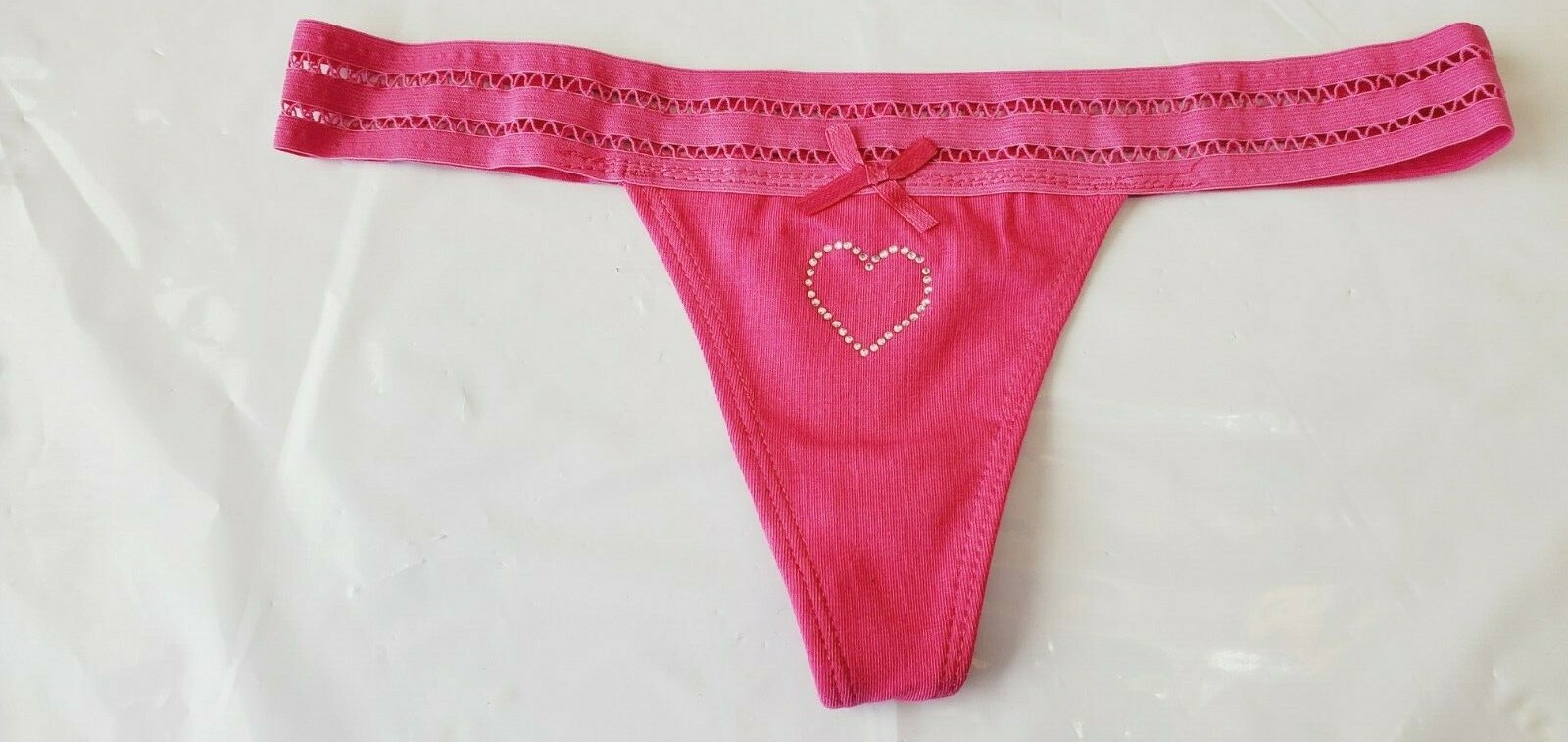 Rue 21 Women’s Thong Panties MEDIUM W Stretchy Waistband Pink Rhinestone Heart