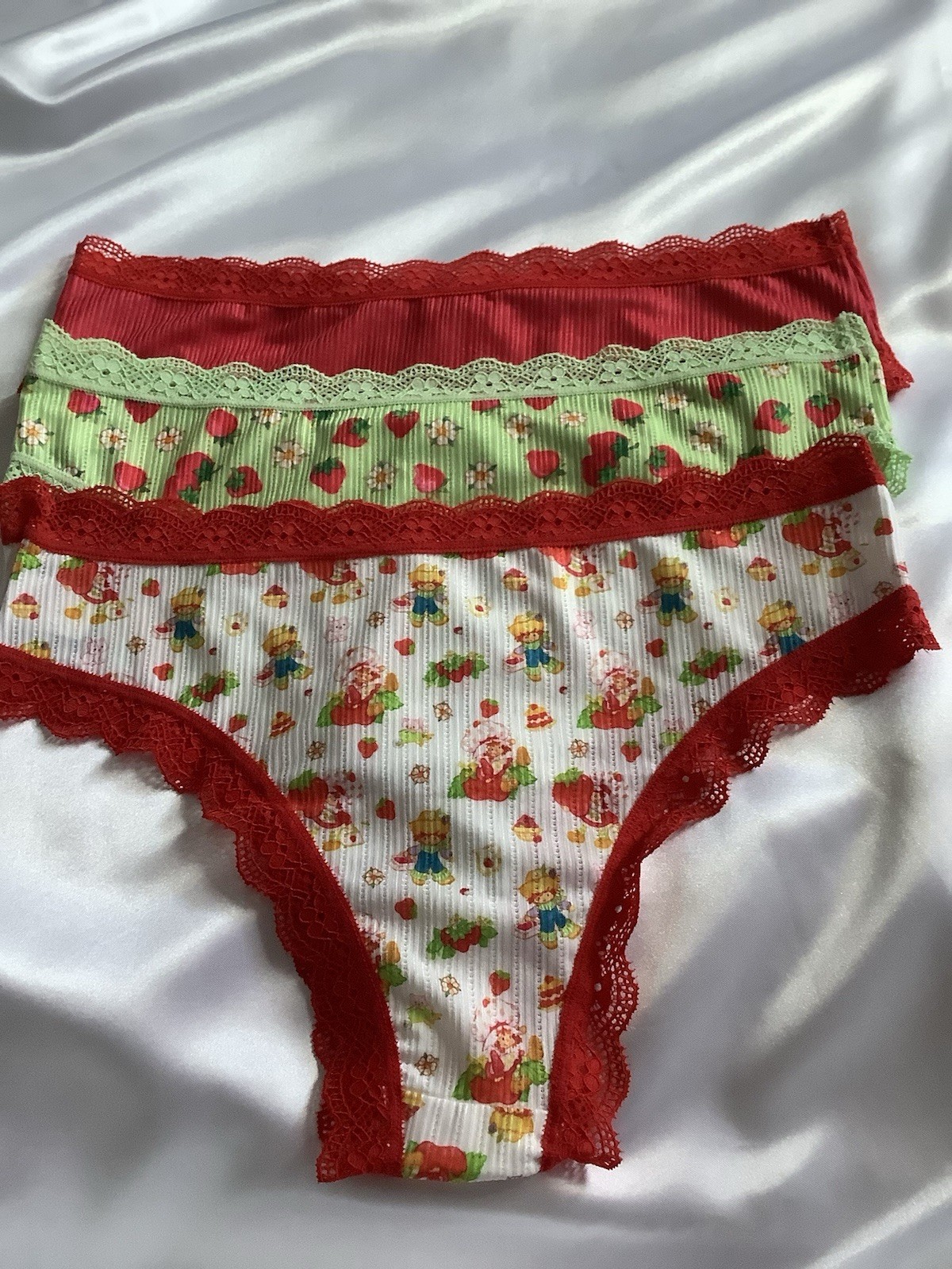 Women’s Teen Strawberry Shortcake Red Green Kawaii Thong Panties Cartoon 3pk. M