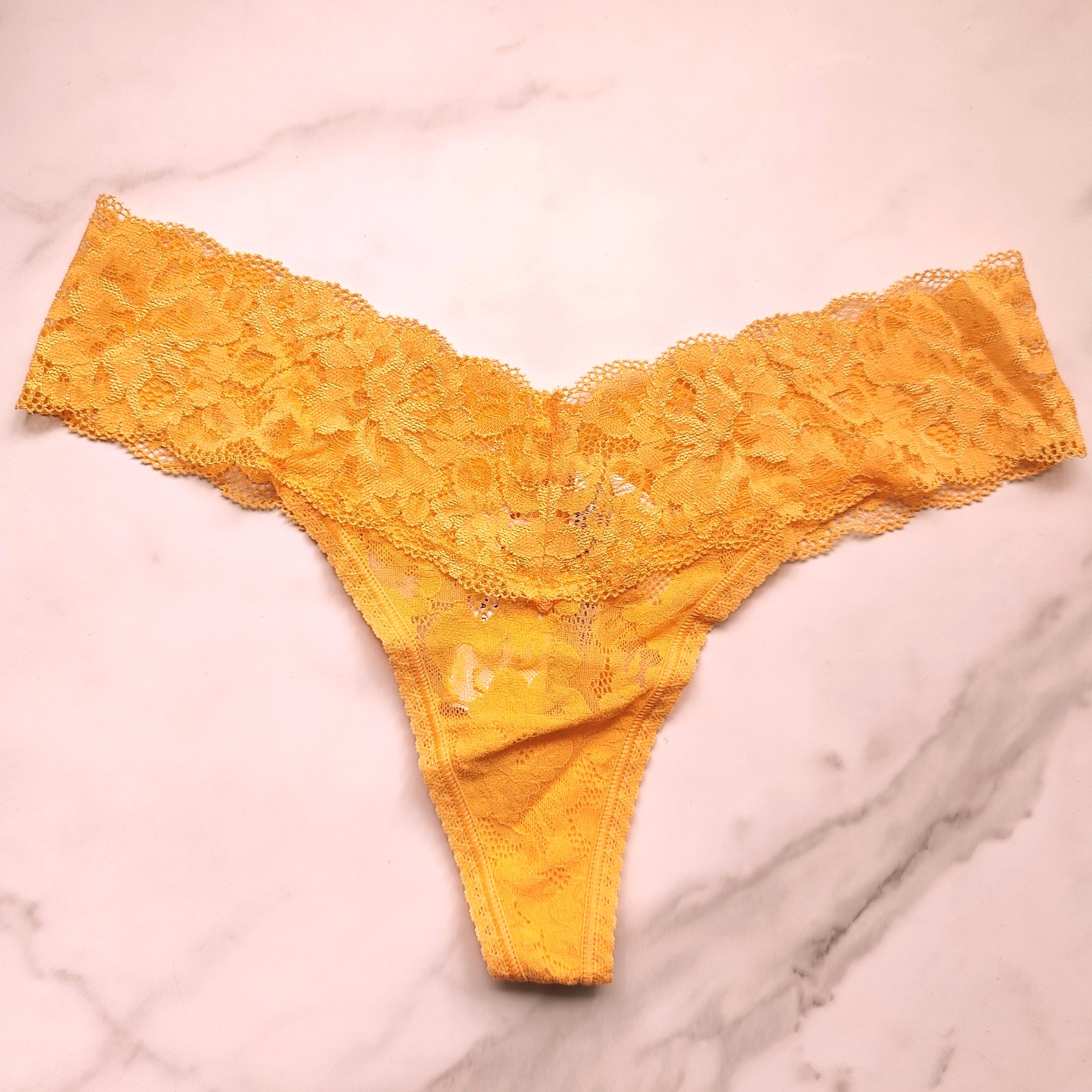 Soma Embraceable Signature All-Over Lace Thong Panty Nectarine Zest Size XL
