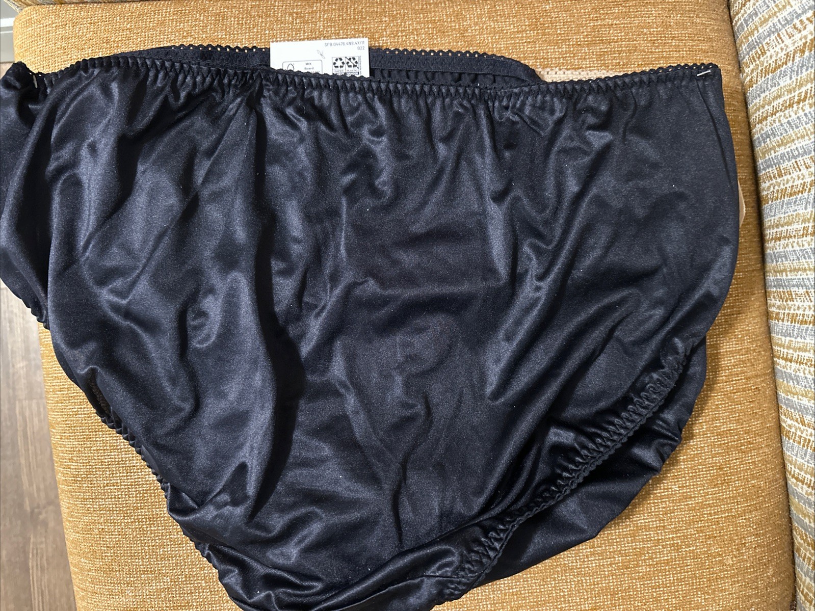 Vanity Fair Radiant Collection Undershapers Underwear-6 pair Black + 4XL/11 NWT