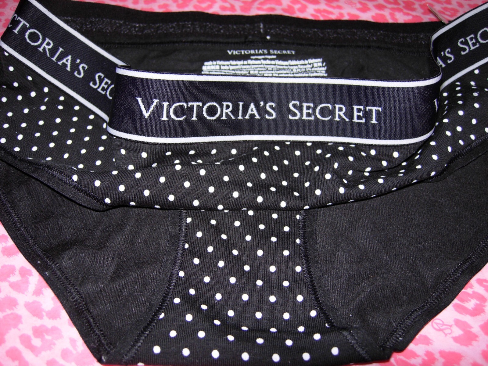 Victoria’s Secret Sexy Hiphugger Panties Smooth Panty LOGO Shine Polka Dot NWT