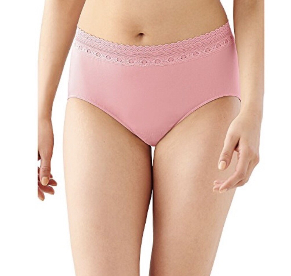 New BALI 3-PACK Women’s Comfort Revolution Seamless Lace Brief Panties Sz 6 / 7