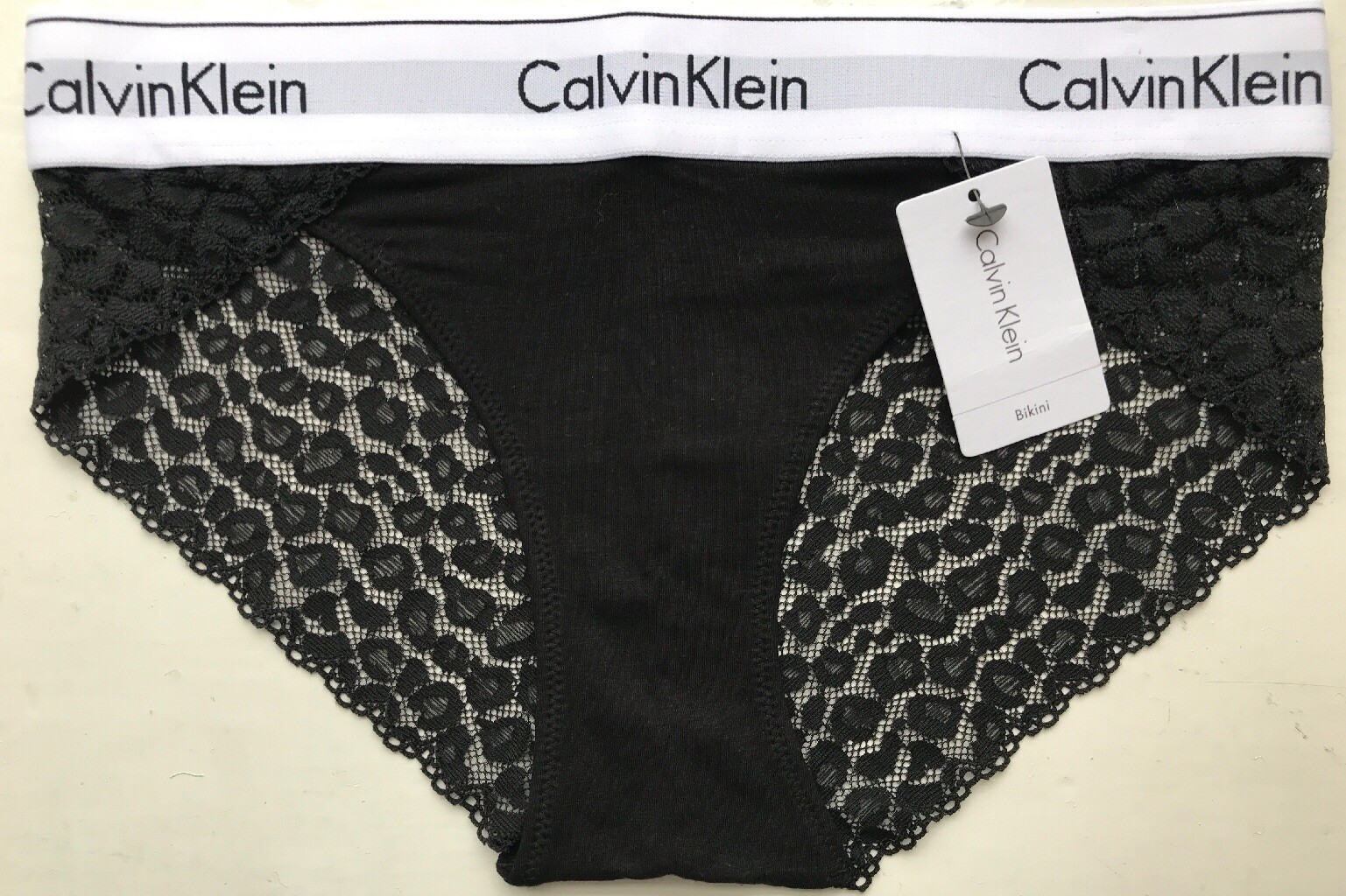 Calvin Klein Women’s Modern Cotton Lace Bikini – Black – XS – QF4584E-001