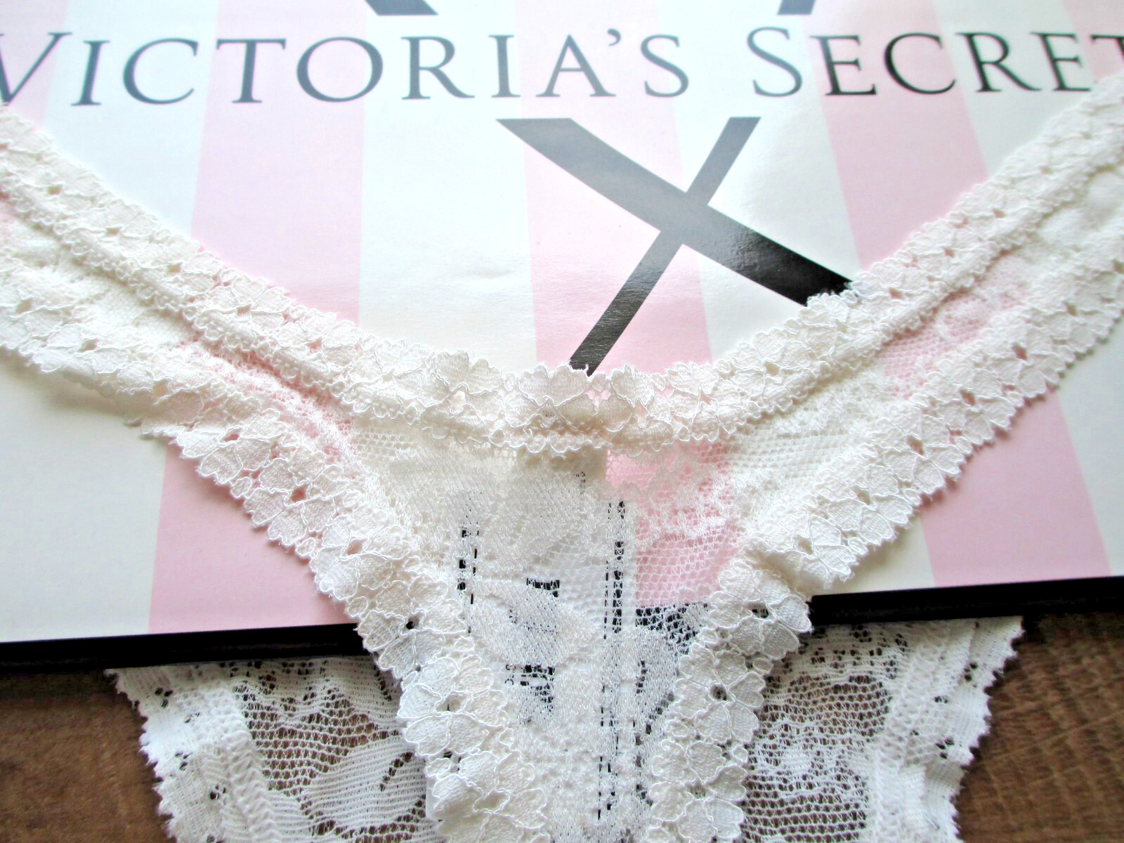 VICTORIA’S SECRET PINK Wink High Leg Thong Panty S M L XL Coconut White Lace NWT