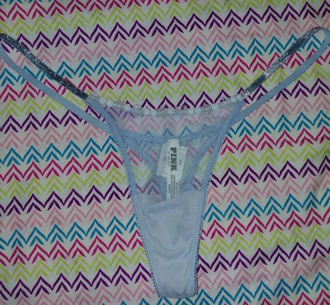 Vs pink Flocked Dot Glitter Strap thong Panty Size Medium NEW Blue Snowflakes