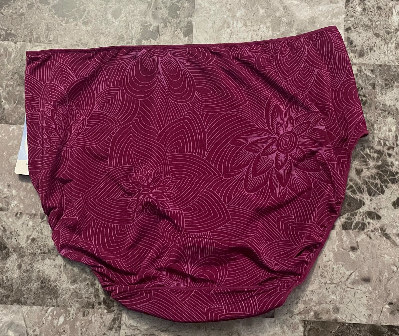 NWT JOCKEY MEDIUM FUSCHIA PURPLE FLORAL SMOOTH STRETCH RARE HIP BRIEF PANTIES
