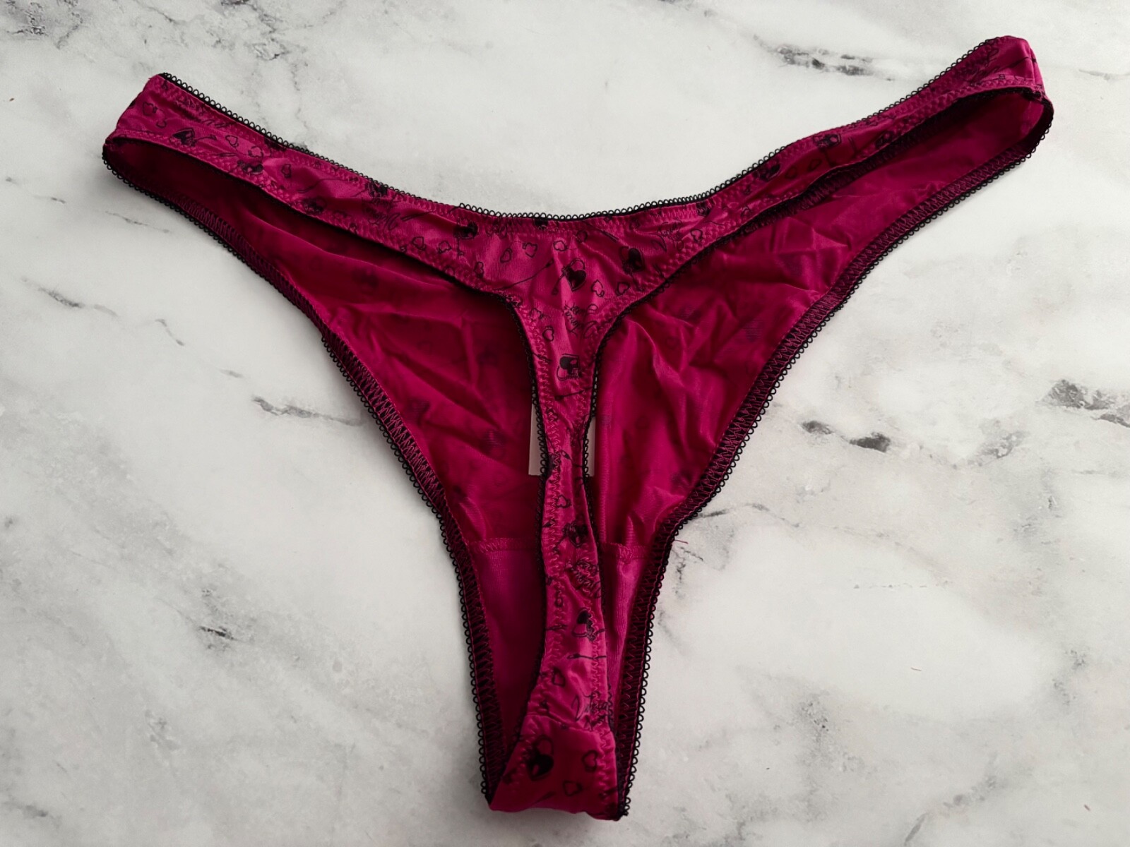 Victoria’s Secret Thong Panty Fuchsia Print Soft High Leg Stretch Sexy M XL