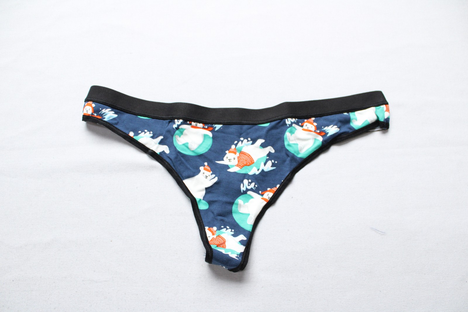 Meundies Women’s Lightweight Thong BM7 Beary and Bright Medium NWT